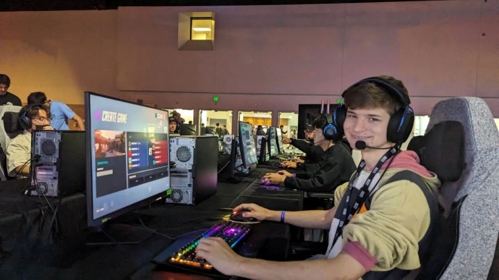 Photo Of Gavin “crossnclover” Miller