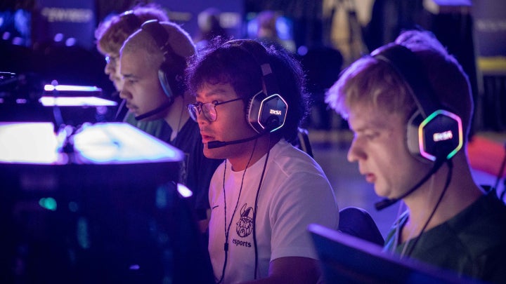 esports group picture 2025