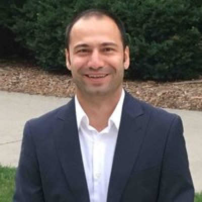 Photograph of Metin Uz